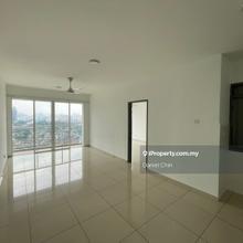 Partly renovated with Kitchen Top / Freehold unit / Actual unit 