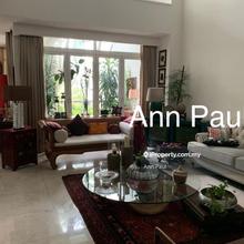 A well maintain duplex nice ambiance, good for own stay. 
