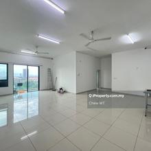 Full Loan Cheapest Luxury Prominence Condo @ Facing Swimming Pool @ Bm