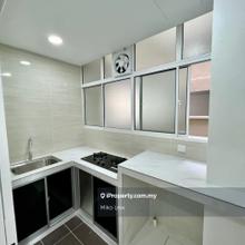 Walking distance to pavilion 2, free wifi, ready to move in