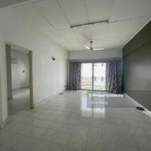 Big layout, low density & peaceful environment 