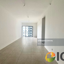 New Condominium Aston acacia facing pool view Bm town area