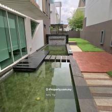 Usj Heigt storey Bungalow for sale