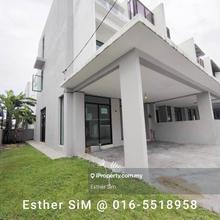 3 Storey Corner House in Teluk Air Tawar near school, market, Raja Uda
