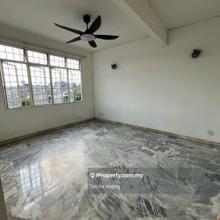 Well Maintain 3 Bedroom 2 Bathroom Goodyear Court 8 for Sale