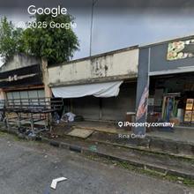 Single story shop for sale in Uk Raya, Tambun Ipoh