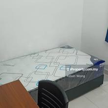 Setiawalk Female unit small room for rent