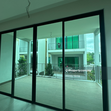 Leisure farm 3 Storey terrace link house@ 10mins to tuas