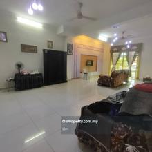 Rumah Teres 2 Tingkat untuk dijual di Lunas