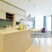 Furnished condo, nice view, 1490sf, walk distance KLCC, LRT, Monorail