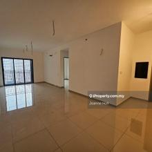 Dvervain 4rooms2bath2carpark basic unit done checking fist hand
