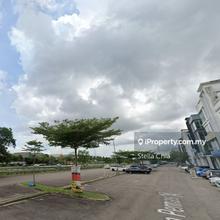 4 Sty Corner with Lift / Permas Jaya / Prime Commercial Location
