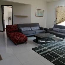Subang Jaya Saujana Residency /isola condominium 4r3 furnish for Sale 