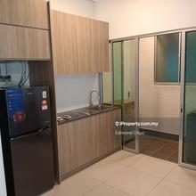 Ready to view, easy access to shops and facility, center of city