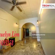 Single sty  terrance , near Batu launching market ,  Jelutong