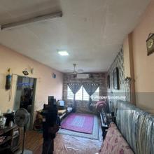 Flat at Padi Emas For Sale