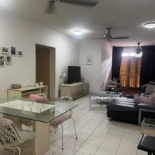 Partial Furnished 4 bedrooms for sale