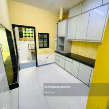 Walking to LRT, Partially furnished, hot area, view to believe
