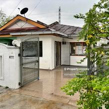 Cheap spacious one storey Semi D located in Selayang prime area