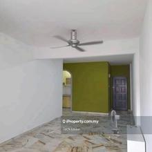 Renovated well Keep Unit, Front Portion Greenview Apartment