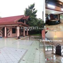 1.5 Storey Semi Detached house For Rent!
