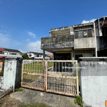 Jalan alor akar 2 story cornerlot house for business use