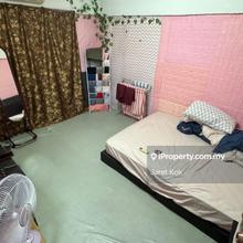 Below Market Price, walking distance to LRT, UTC wet market, renovated