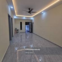 Taman Johor Jaya Single Storey Terrace House / 3 Bedroom 3 Bathroom