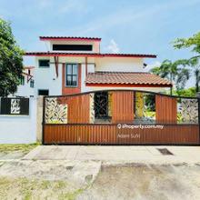 Bunglow End Lot Double Storey House Jentayu Timur Bandar Enstek.