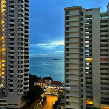 Corner Unit - Renovated Unit ; Pocket Sea View ; Quiet Environment 