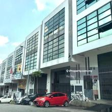 4 Storey Semi-D Kawasan Perindustrian Desa Aman Kepong 