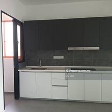 Corner unit with 5units aircond, water heater.. freehold and tenanted