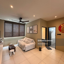 Royal Richmond 2 Bedroom Unit For Sale