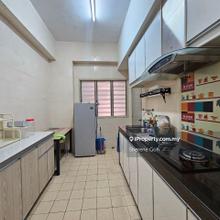 Nice Unit Corner Unit Ready To Move In Condition
