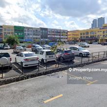Puchong jaya 3.5 storey shop near LRT