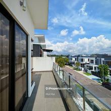The Canal Garden South, Horizon Hills 3 Storey Cluster House for Sale