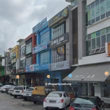 Mount Austin Heights 8 Avenue 3 Storey Face Main Road Adjoin 2 Unit  