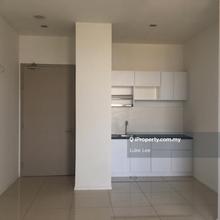 One room studio for sell at seri Kembangan near to the mines shopping 