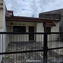 Taman Century walking distance to Ksl Mall, Shop ,near to Jb Centre