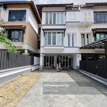 Very Good Condition,Convenient Location
