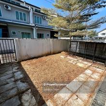 Uni Central Double Storey for rent 