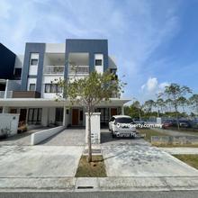 Near KLIA Corner Unit 3 Storey Townhouse Ayden Kota Warisan Sepang