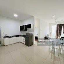 3 bedrooms Full Furnished/ Near shop/ bus top/ bank/ sg/ ppt