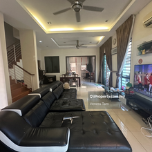 2.5sty semi-D, Gated guarded,Freehold,View to believe,4room 4bathroom