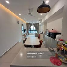 Renovated unit, freehold, 2 carpark