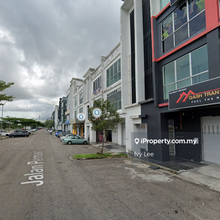 3 Storey Shop office for Sell, Permas Jaya