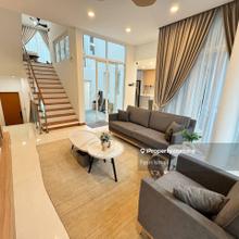 Beautifully furnished unit and renovated, exclusive area low density.