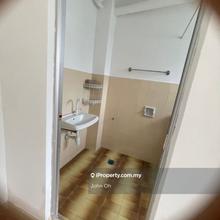 Usj 1 The Edge freehold condominiums 1008 sqft for sale