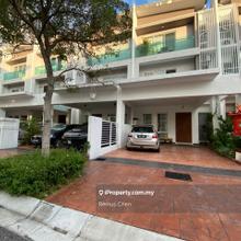 3 Storey Alstonea superlink. Renovated, Partly Furnish, Gated Guarded.
