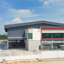 New Semi-D Factory For Sale Free Spa